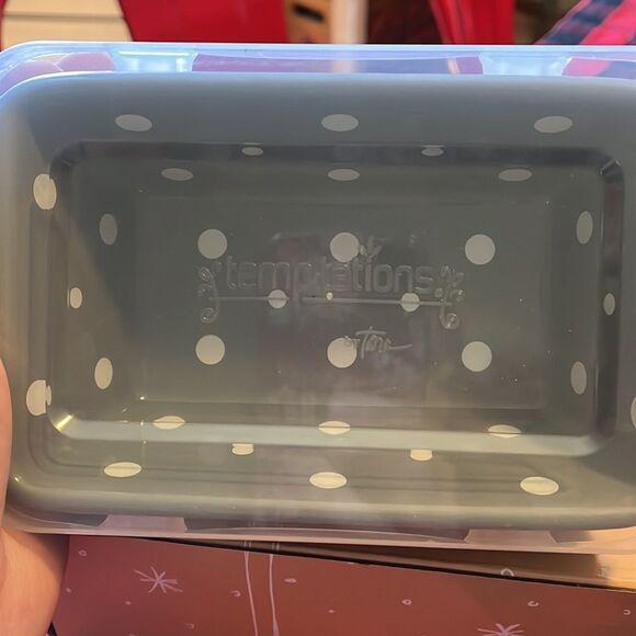 NIB Temptations loaf pan - Picture 2 of 3